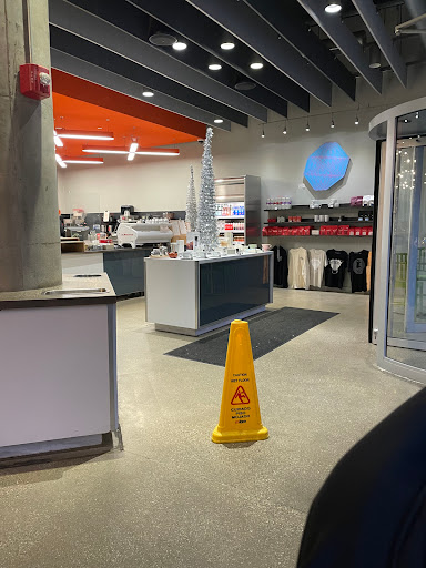 Coffee Shop «Intelligentsia Coffee Old Town Coffeebar», reviews and photos, 1233 N Wells St, Chicago, IL 60610, USA