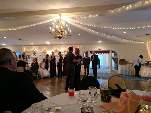 Banquet Hall «Country Lakes Party Center», reviews and photos, 8626 Broadview Rd, Broadview Heights, OH 44147, USA