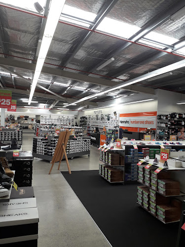 Reviews of Number One Shoes in Tauranga - Shoe store