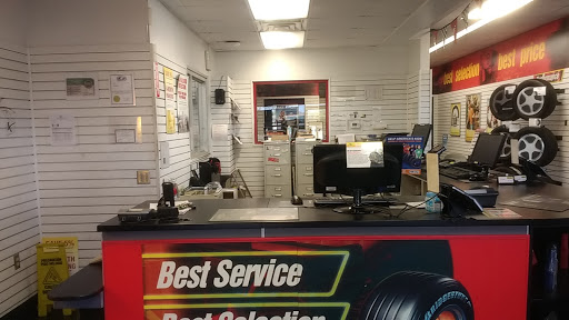 Tire Shop «Tires Plus», reviews and photos, 820 E Bloomingdale Ave, Brandon, FL 33511, USA