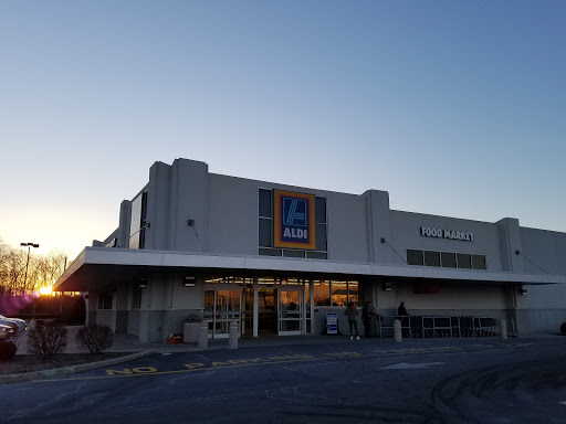 Supermarket «ALDI», reviews and photos, 1321 Centennial Ave, Piscataway Township, NJ 08854, USA