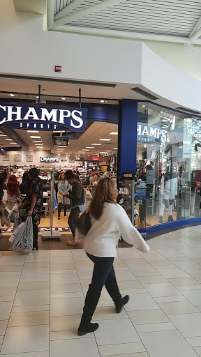 Shoe Store «Champs Sports», reviews and photos, 6000 W Markham St, Little Rock, AR 72205, USA