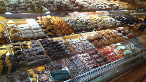 Alvorada Cakes no Penafiel, Porto