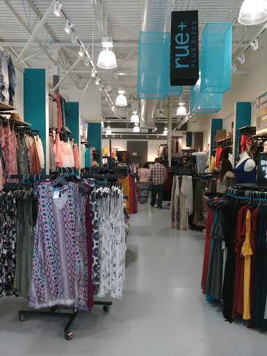 Clothing Store «rue21», reviews and photos, 554 Pinnacle Pkwy #717, Bristol, TN 37620, USA