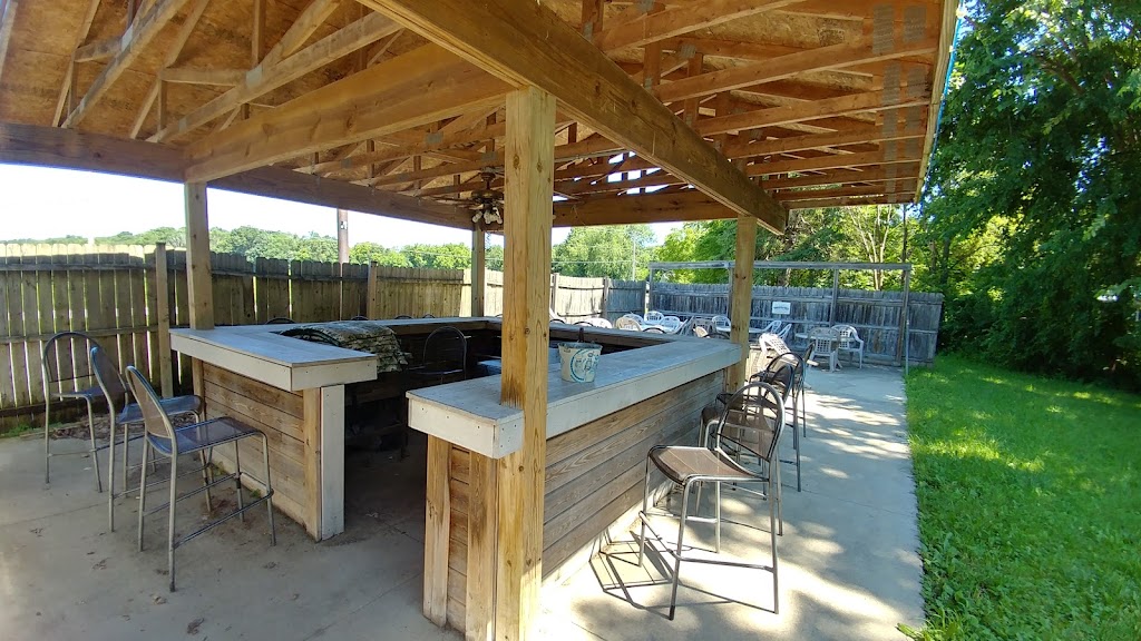 countryside pub 53105