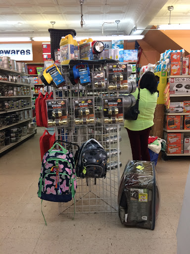 Thrift Store «Domsey Warehouse», reviews and photos, 90 Smith St, Perth Amboy, NJ 08861, USA