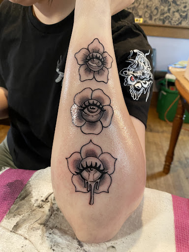 Explore hand tattoos men ideas, creative tattoo ideas in Orland, available at K1LL3R ARTW0RK