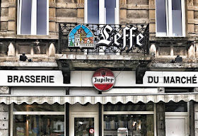 Café De La Place Du Marché