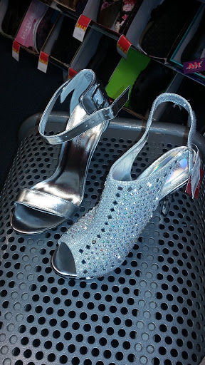 Shoe Store «Shoe Show», reviews and photos, 3869 S High St, Columbus, OH 43207, USA