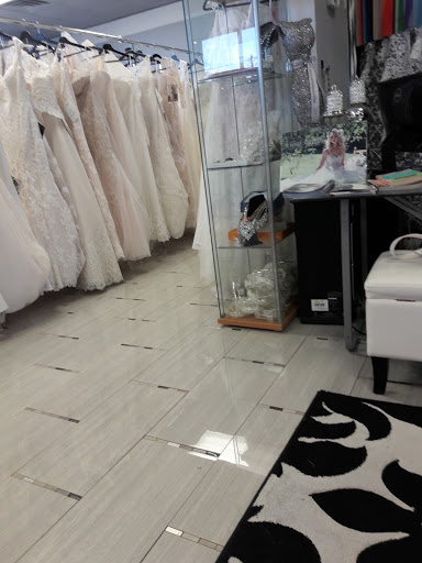 Bridal Shop «Mary Me Bridal», reviews and photos, 4309 I-35 Frontage Rd, Denton, TX 76207, USA