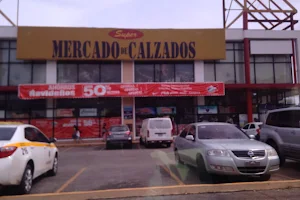 Mercado de Calzado | Los Andes image