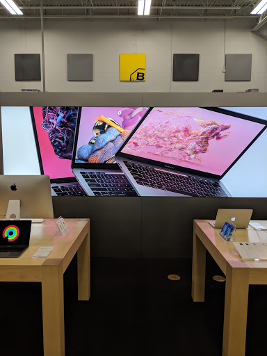 Electronics Store «Best Buy», reviews and photos, 2117 N Prospect Ave, Champaign, IL 61822, USA