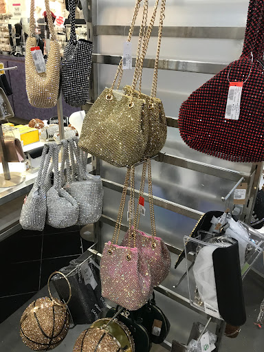 Fashion Accessories Store «Hot Point International Fashions», reviews and photos, 342 E Fordham Rd, Bronx, NY 10458, USA