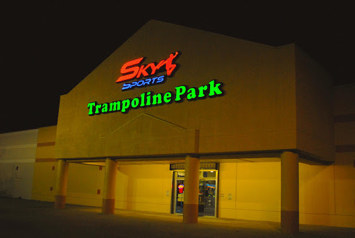 Amusement Center «Sky Sports Trampoline Park Houston», reviews and photos, 14409 Parkhollow Dr, Houston, TX 77082, USA