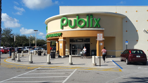 Publix Super Market at Five Points Plaza, 2633 N Dixie Hwy, Wilton Manors, FL 33334, USA, 