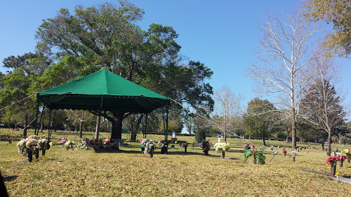 Cemetery «Jacksonville Memory Gardens Cemetery and Funeral Home», reviews and photos, 111 Blanding Blvd, Orange Park, FL 32073, USA