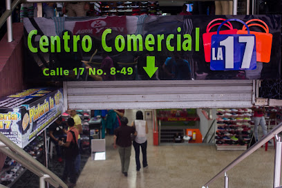 Centro Comercial La 17