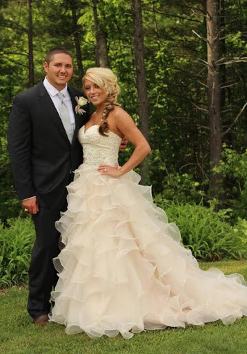 Bridal Shop «Proms Pageants & Pretty Things», reviews and photos, 5325 Peters Creek Rd, Roanoke, VA 24019, USA