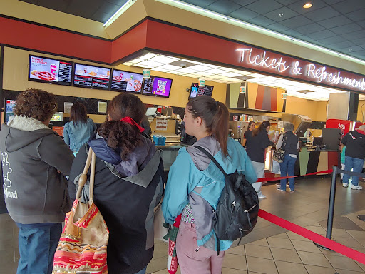 Movie Theater «AMC Riverstone 15», reviews and photos, 5 Reinhardt College Pkwy, Canton, GA 30114, USA