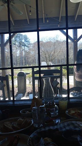 American Restaurant «Cracker Barrel Old Country Store», reviews and photos, 4700 Portsmouth Blvd, Chesapeake, VA 23321, USA