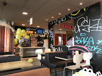 Atmosphère du Restauration rapide McDonald's à Saint Andre - n°2