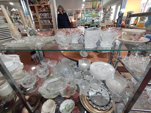 Antique Store «Hidden Talent Gifts & Antiques», reviews and photos, 400 S Main St, McGregor, TX 76657, USA