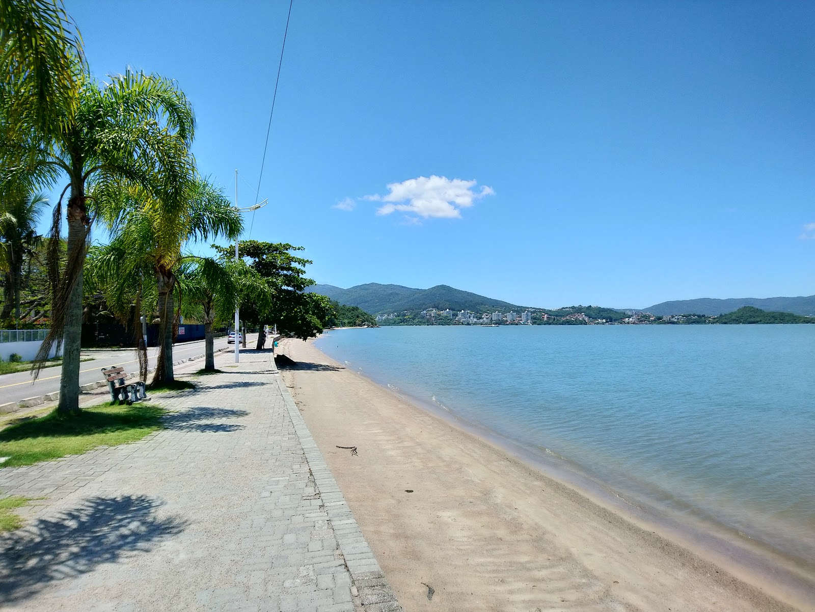 Foto di Praia do Cacupe Grande area servizi