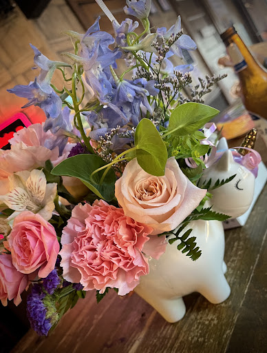 Florist «Starclaire House of Flowers Florist», reviews and photos, 1421 Emerywood Dr, Charlotte, NC 28210, USA