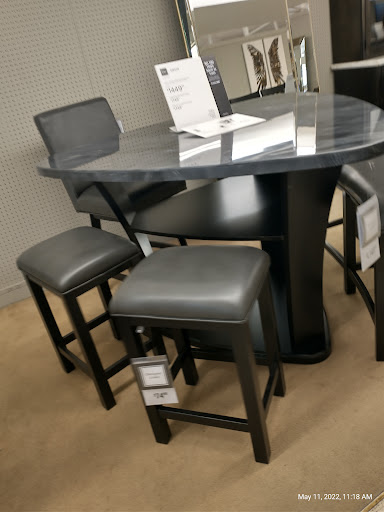 Furniture Store «Value City Furniture», reviews and photos, 3801 William Penn Hwy, Monroeville, PA 15146, USA