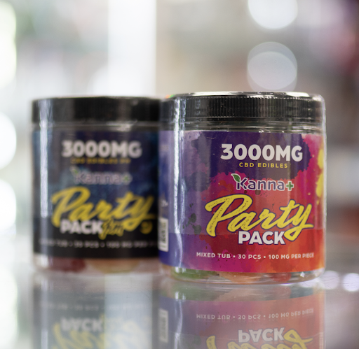 Tobacco Shop «Smoke Shop at Quick Mart», reviews and photos, 814 Diamond Hill Road, Woonsocket, RI 02895, USA