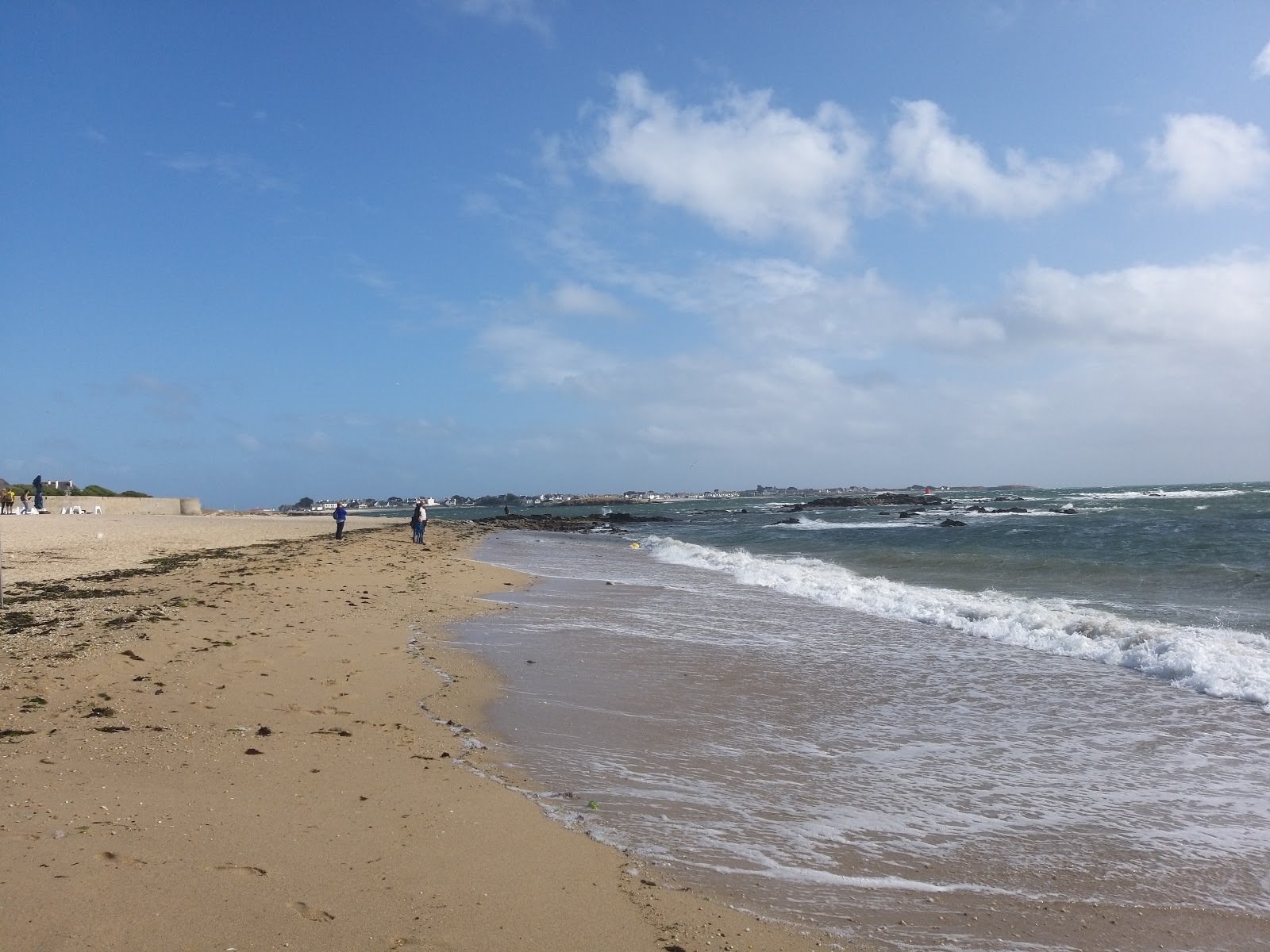 Port-Louis beach'in fotoğrafı çok temiz temizlik seviyesi ile