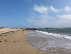 Port-Louis beach'in fotoğrafı çok temiz temizlik seviyesi ile