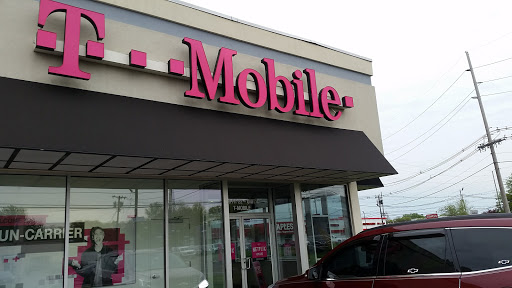 Cell Phone Store «T-Mobile», reviews and photos, 130 U.S. 22, Springfield Township, NJ 07081, USA