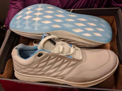 Shoe Store «DSW Designer Shoe Warehouse», reviews and photos, 3704 W Dublin Granville Rd, Columbus, OH 43235, USA