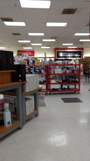 Department Store «T.J. Maxx», reviews and photos, 5627 Concord Pike, Wilmington, DE 19803, USA