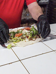 Photo n°66 de Sürpriz - Berliner Kebab à Paris ()