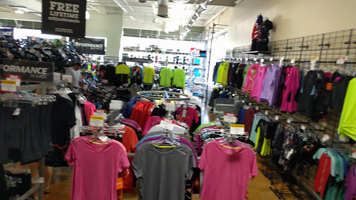 Bicycle Store «Performance Bicycle», reviews and photos, 155 W Golf Rd, Schaumburg, IL 60195, USA