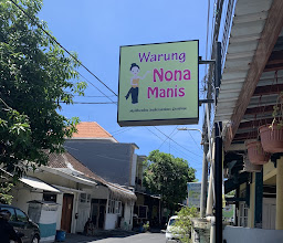 Warung Nona Manis photo