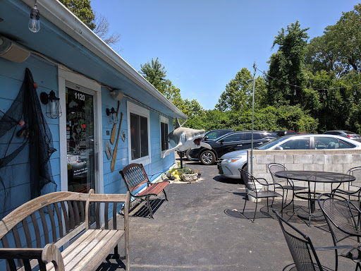 The Fish Market, 1120 Old State Hwy 210, Liberty, MO 64068, USA, 