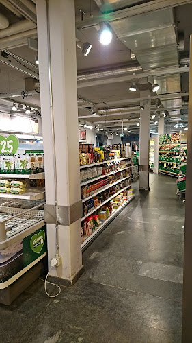 Kommentare und Rezensionen über Coop Supermarkt Brittnau