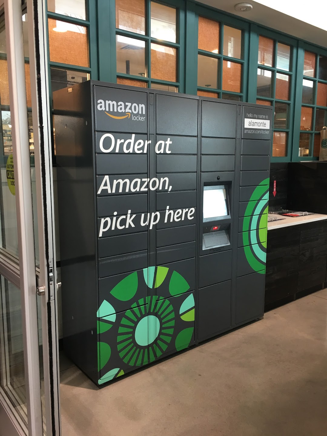 Amazon Hub Locker - Alamonte