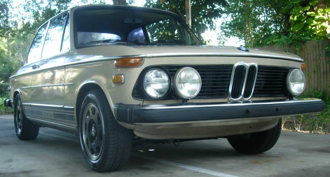 Blue & White Autohaus Inc