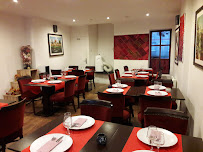 Atmosphère du Restaurant indien Le Zauq à Gisors - n°2