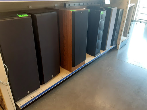 Pawn Shop «EZPAWN», reviews and photos, 901 W Irving Park Rd, Streamwood, IL 60107, USA