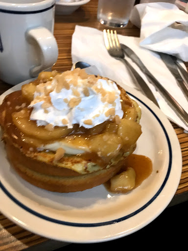 Shopping Mall «Shops at Vineyard Village», reviews and photos, 2800 Texas 121 Business, Euless, TX 76039, USA