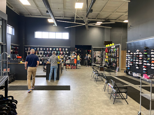 Tennis Store «Midwest Sports Tennis Outlet», reviews and photos, 11613 Reading Rd, Cincinnati, OH 45241, USA