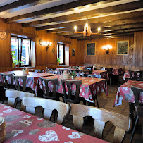 Atmosphère du Restaurant français Ferme Auberge du Lac de Forlet à Soultzeren - n°1
