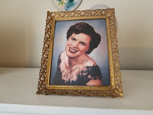 Tourist Attraction «Patsy Cline Historic House», reviews and photos, 608 S Kent St, Winchester, VA 22601, USA