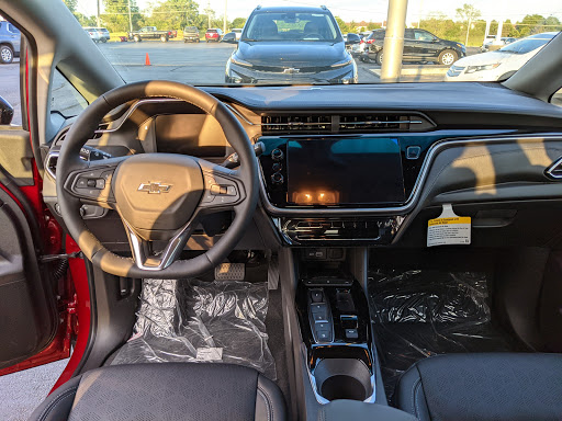 Chevrolet Dealer «Biggers Chevrolet», reviews and photos, 1385 E Chicago St, Elgin, IL 60120, USA