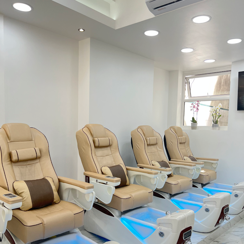 MK Nails and Spa Fulham